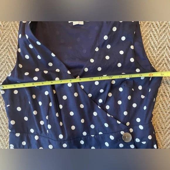 Boden women’s 10P Arwen Wrap Linen-Blend Midi Dress in Navy Polka Dot - Picture 4 of 13